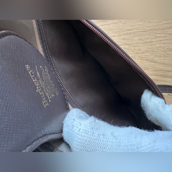 Burberrys Shouder Bag - Picture 7 of 15